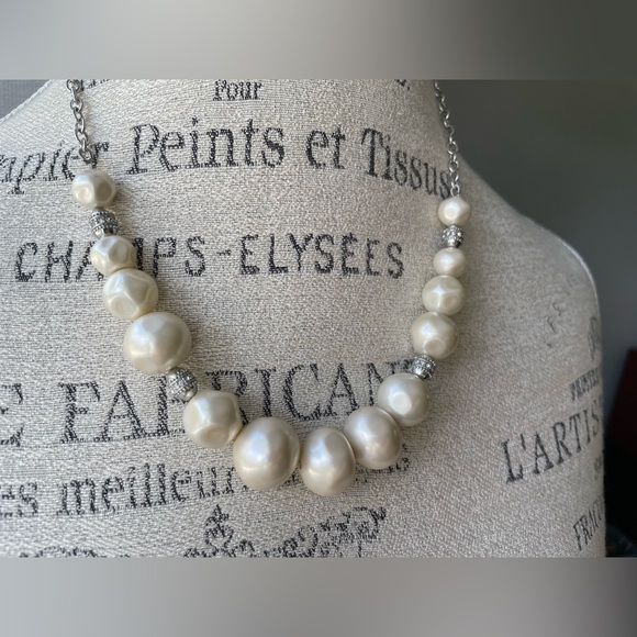 Lia Sophia Jewelry - NWT Lia Sophia 17”-22” Pearl Necklace